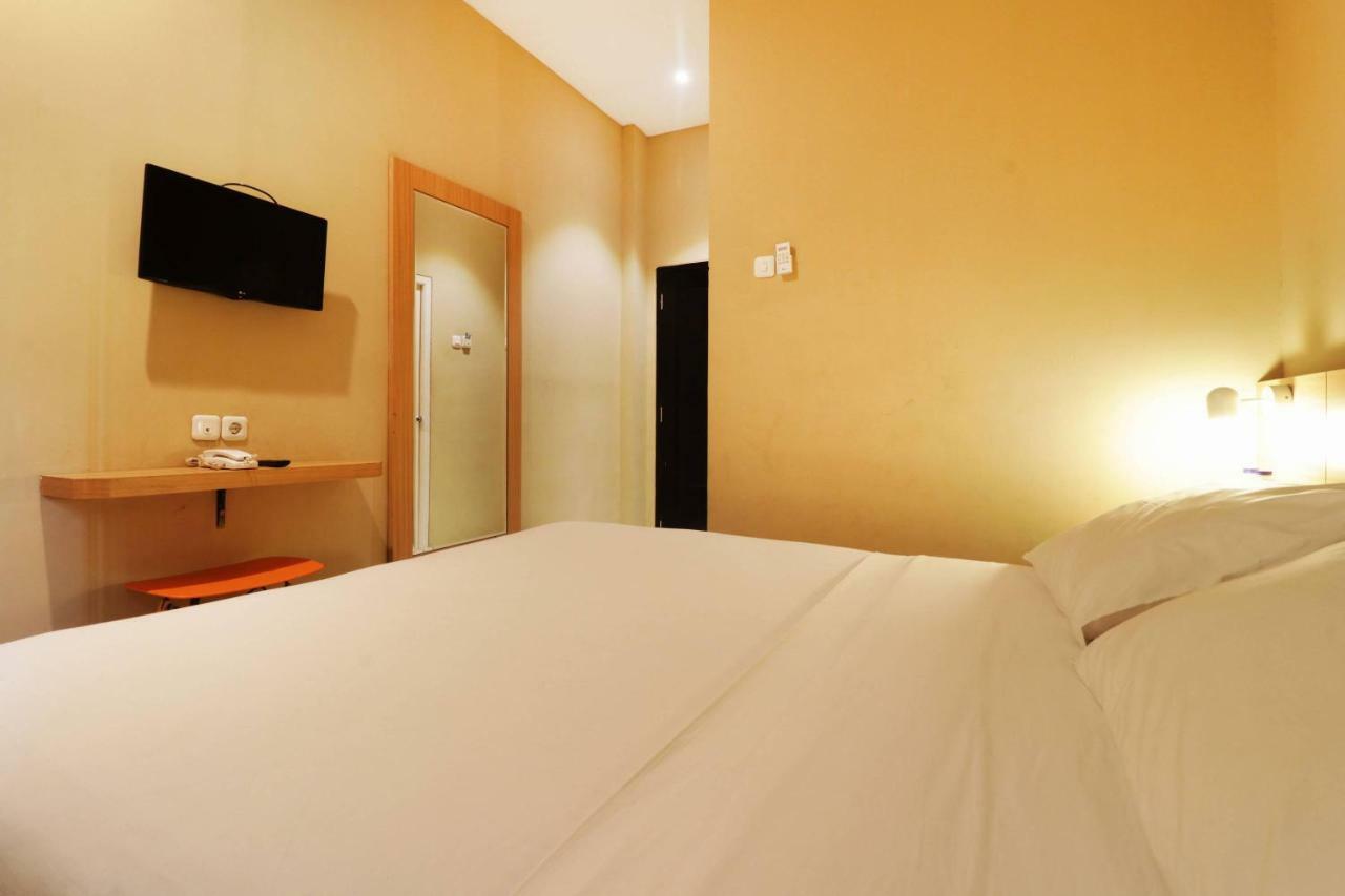 Hotel Quds Express Giacarta Esterno foto